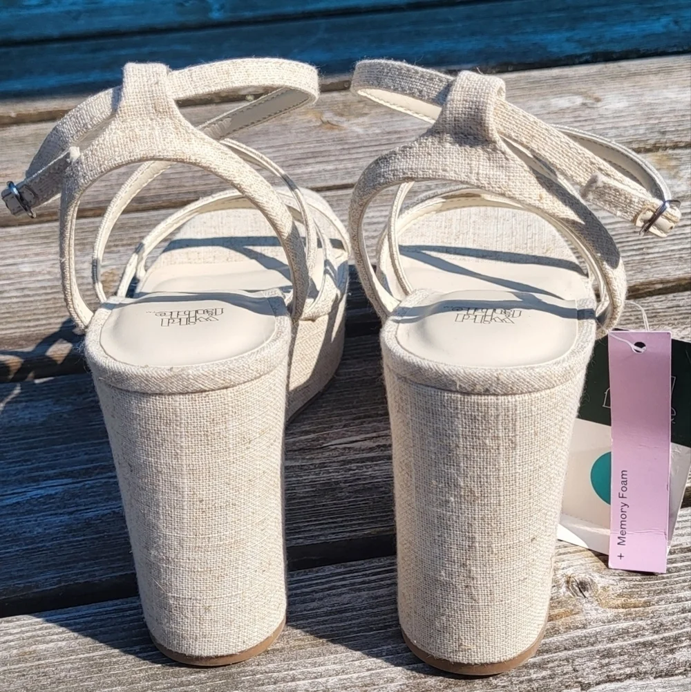 Wild Fable Natural Off White Platform Strappy Wedge Heel